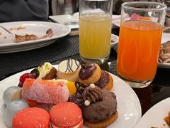 -圣丰索菲特·2 On 988 Café 自助餐厅