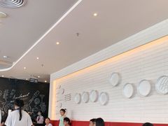 大堂-必胜客(华南摩尔店)