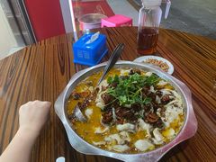 -何哥鲜鱼餐厅(龙湖花园店)