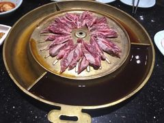 -猪啊牛呀羊啊铜盘烤肉(正大广场店)