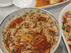 -汗腾格里·风味餐厅(新疆驻京办店)