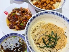 -鲁达面馆本帮风味(共康东路店)