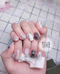 -米小兔美甲美睫