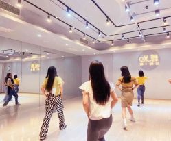 -MiWu咪舞舞蹈塑形中心