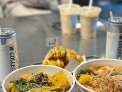 -W COLLECTIVE  DESSERT SHOP