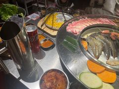 -哈哈碳都·牛肋条无限自助烤肉(台江万达店)