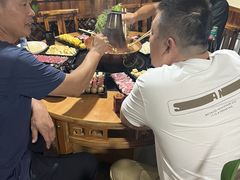 -果松木炭酸菜铜火锅·外婆参鸡汤