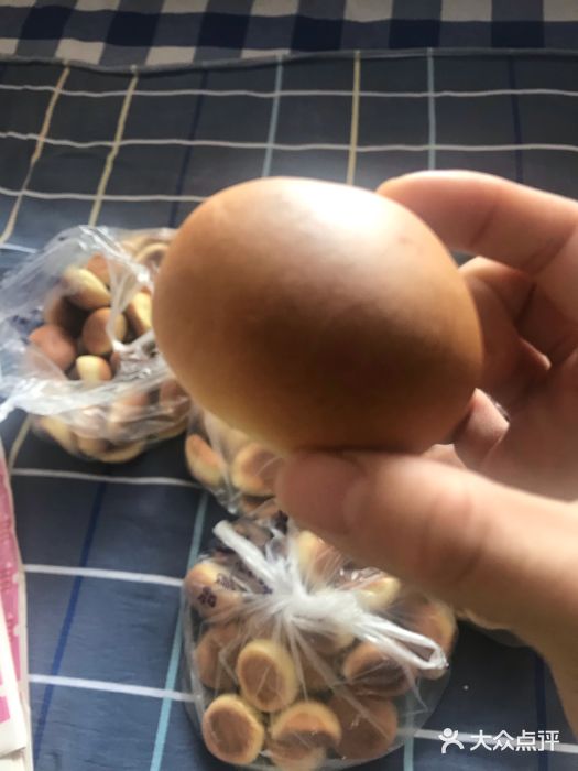 北三凯奇清真食品店光头饼图片
