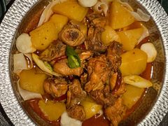 沙湾原始大盘鸡-丝路金桃·新疆菜(徐汇店)