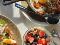 野莓核桃蜂蜜希腊酸奶-The Rug Cafe(王府中环店)