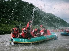 -红河谷漂流