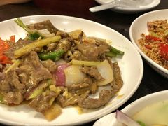 -乾坤饭店