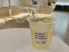 -HUGS coffee(东区店)