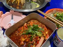 -马路边边串串香(苗栗路店)