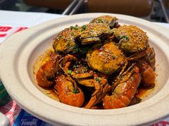-肥肥虾庄·金牌油焖大虾(汉街SKP店)