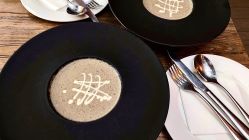 -红砖美术馆-红砖院子·宴会厅