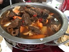 -溢心园香河肉饼总店