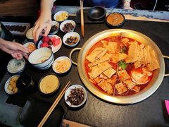 -九鼎轩脆毛肚火锅(南京东路店)
