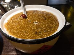 外婆裘糕-聚友斋(陶瓷琉璃馆水晶街店)
