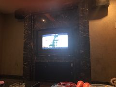 -圣地雅歌KTV(市府广场店)