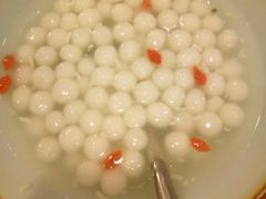 酒酿小圆子-川流不息·地道川菜·小龙虾(新松江路店)
