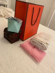-琦品高端嫩肤经络私佳美场