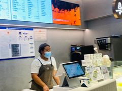 -喜茶(北京华贸购物中心店)
