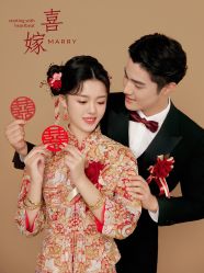 -现代经典婚纱摄影