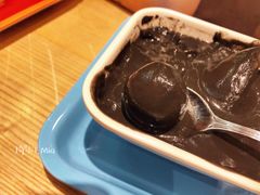汤丸配芝麻糊-满记甜品(友谊国贸城店)