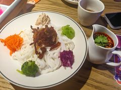 滇味凉米线-茄子恰恰·新云南小炒(坪山益田店)