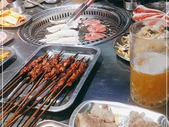 -马路牙子烧烤音乐酒馆(望京店)