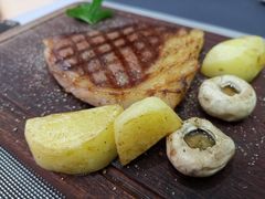-惠西湾原切牛排生鲜(荣巷店)