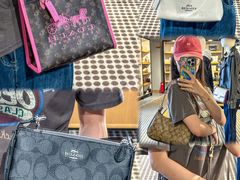 -宁波杉井奥特莱斯广场