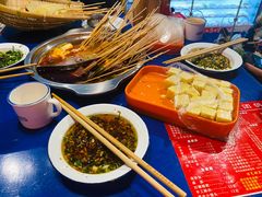 -马路边边串串香(一匡街店)
