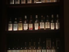 -DM Distiller & Mixologist Whisky Cocktail Bar