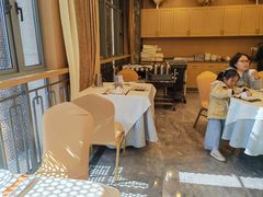 -金时代顺风大酒店(临港百联店)