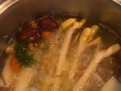 -一叶一世界·素食餐厅(锦华万达店)