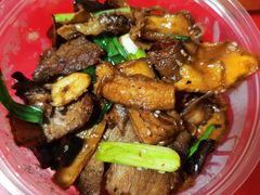 -云海肴·汽锅鸡·云南菜(天山百盛优客店)