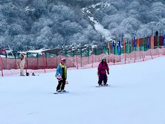 -太子岭滑雪场