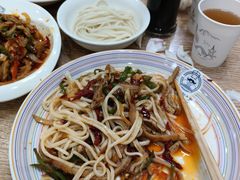 -歹歹的加个面过油肉拌面