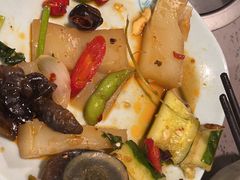 -金滏山烤肉·海鲜·火锅自助餐厅(襄阳万达店)