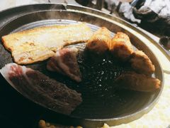 -三国惹火烤肉·中日韩烤肉集合店(百草路店)