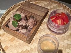 -左庭右院鲜牛肉火锅黑金店(陆家嘴中心店)