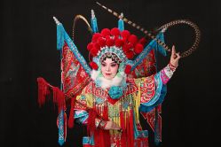 -华韵京剧摄影(洋桥角门东店)