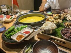 -一朵菌·野生菌探索家火锅(南亚店)