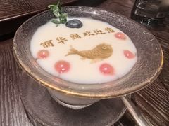 -丽华园·武汉地标楚菜餐厅(青山江滩店)