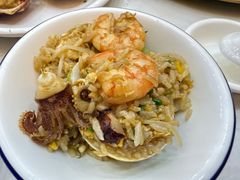 -覃记海鲜美食餐厅