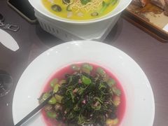 -香山湖家家宴(中山陵店)