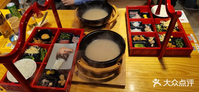 勺子米线·云南传统小吃市集(四方街店)图片