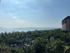 -三亚湾海居铂尔曼度假酒店